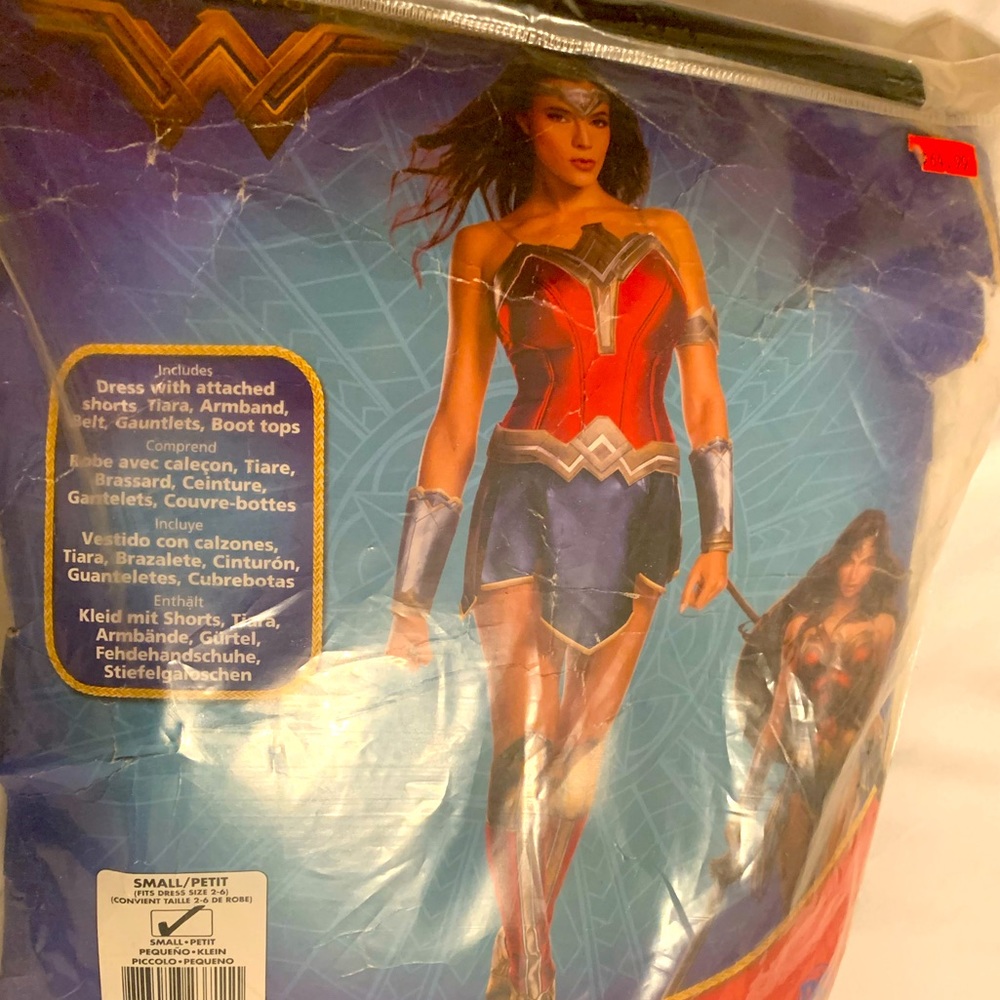 Adult Wonder Woman Costume - DC Comics